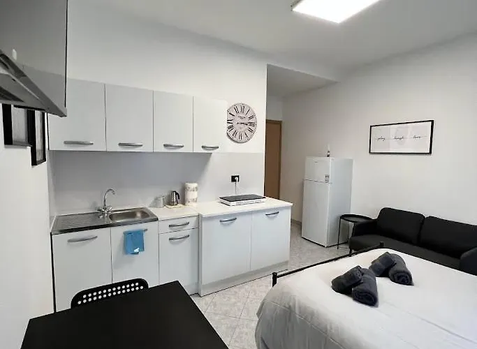 Easy Comfort - Centro Πανσιόν
